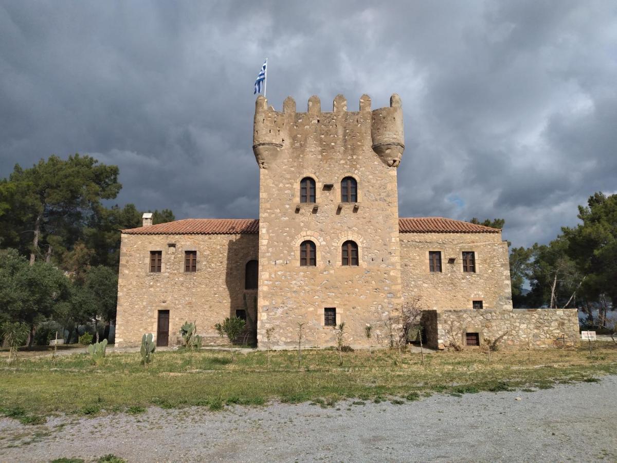 Aspasia House Итило Екстериор снимка
